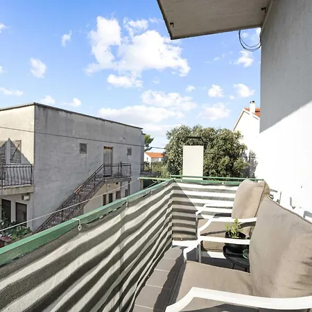 One-bedroom With Pool